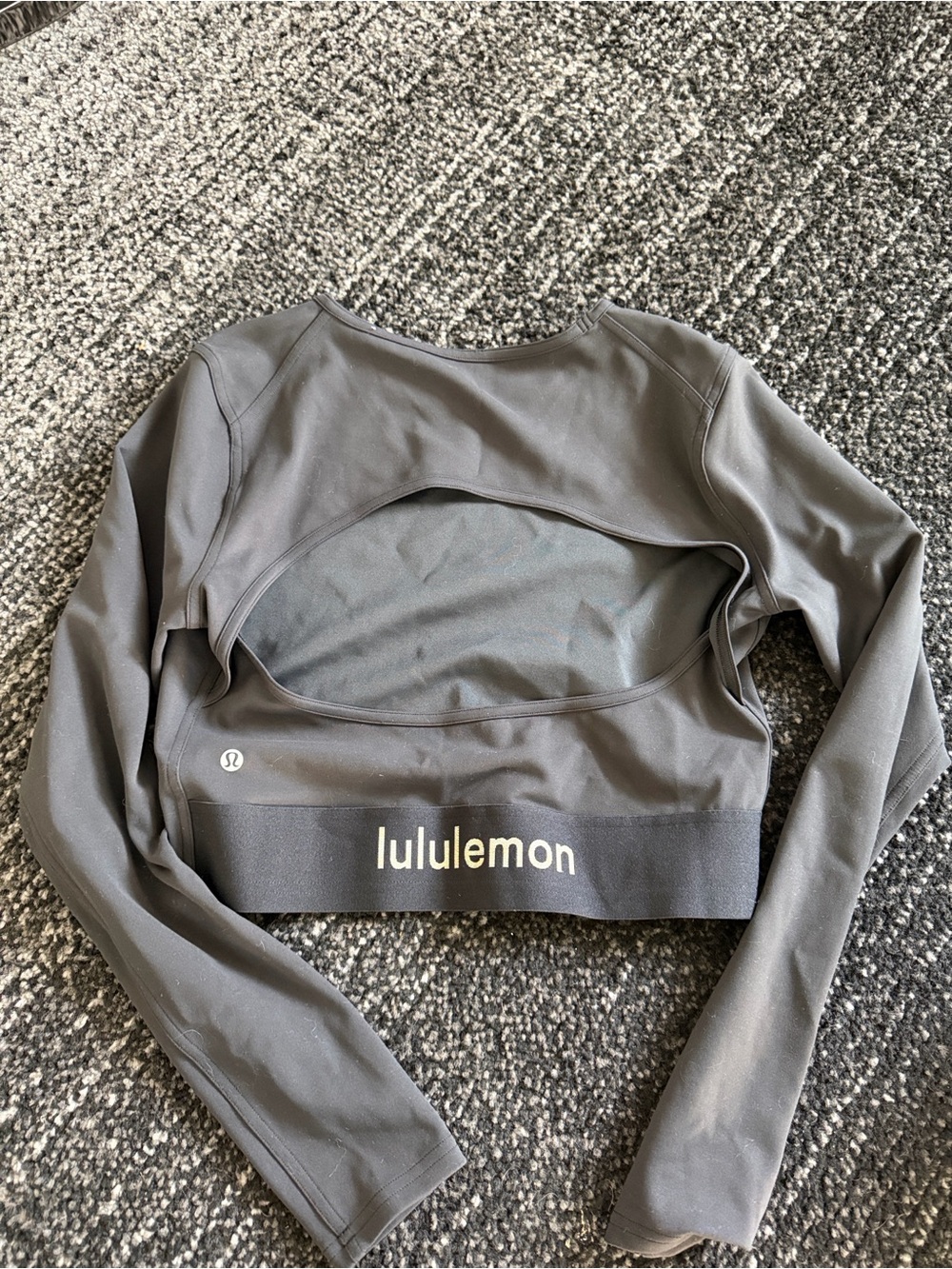 lululemon athletica Black Long-Sleeve Open-Back Crop Top
